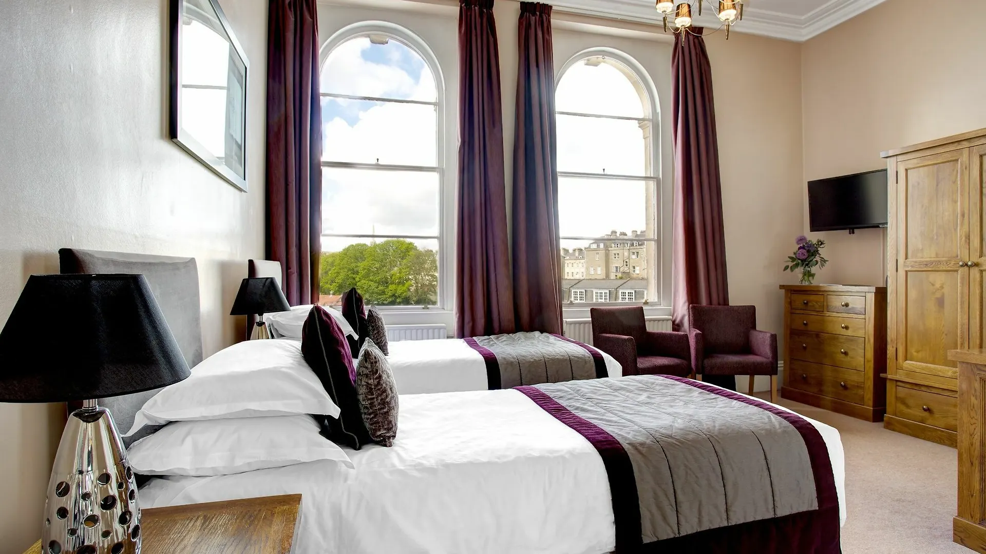 Hotel The Bird, Bath 4*,