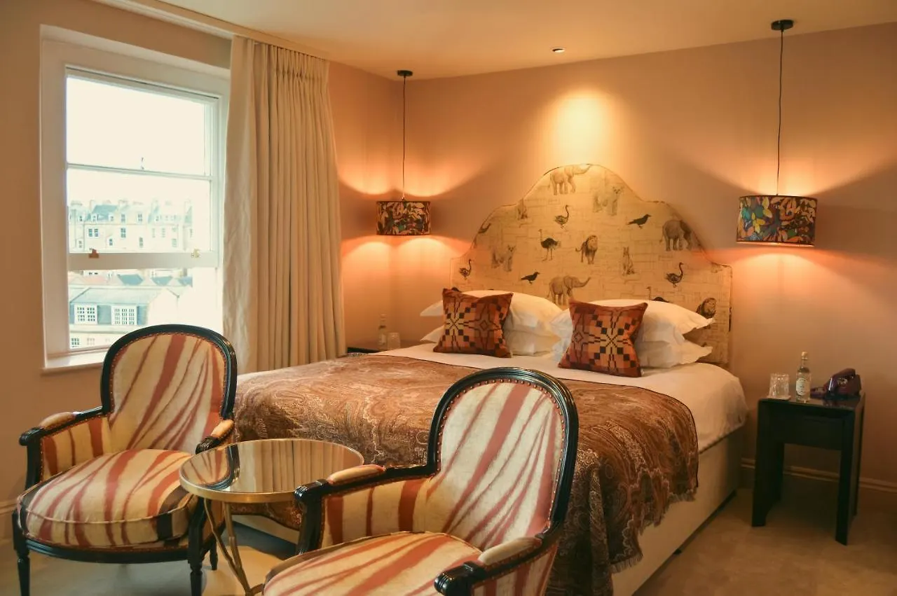 The Bird, Bath Hotel