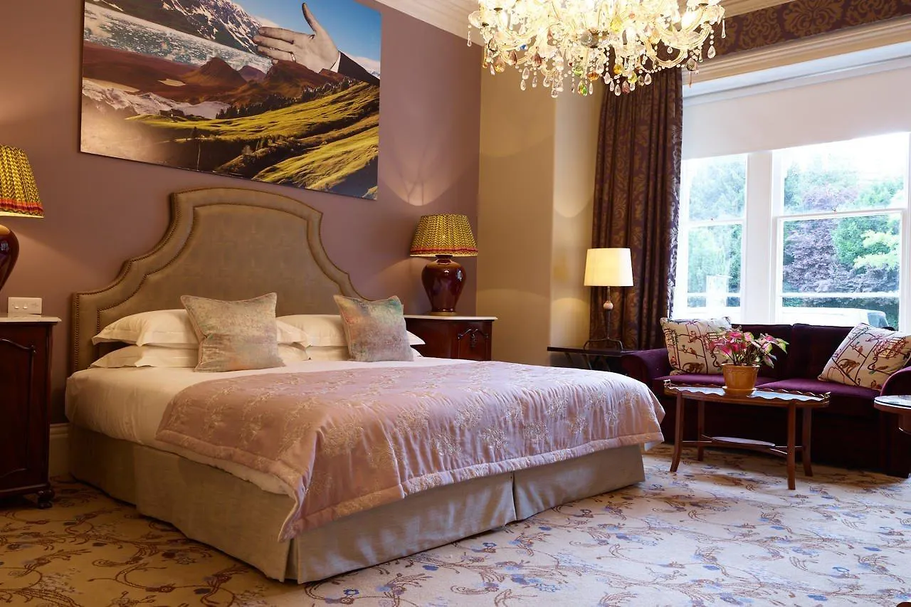 The Bird, Bath Hotel
